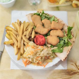 Meniu chicken nugget