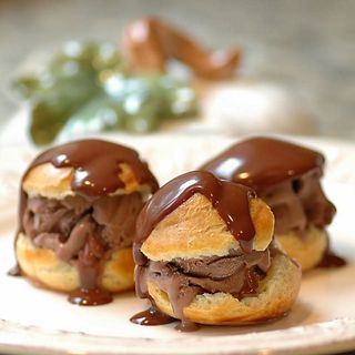 Profiteroles