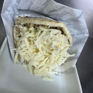Arepa con Todo