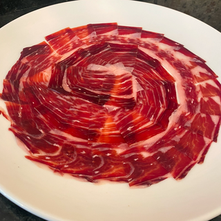 Jamón cortado a cuchillo cebo campo Ibérico 