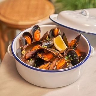 Mejillones A La Marinera