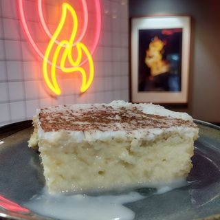 Tarta tres leches