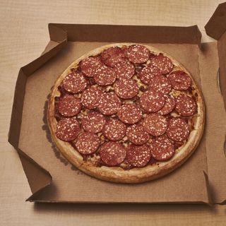 Pepperoni Medium Pizza