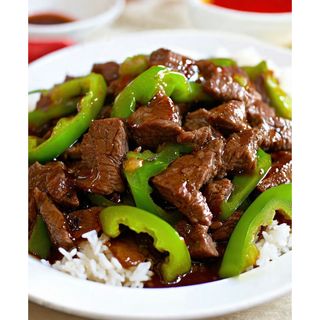 Beef With Green Pepper Served With Rice