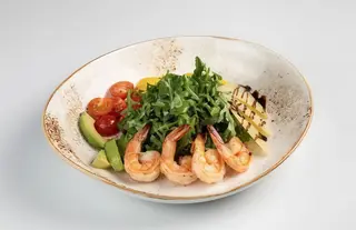 6 Gamberi con germog i di soia e insalata