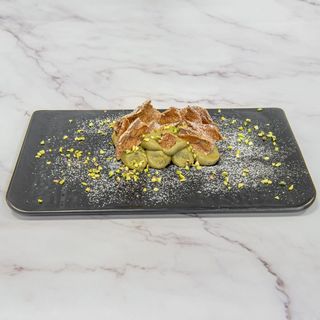 Cannolo Siciliano Scomposto con Ricotta e Pistacchio