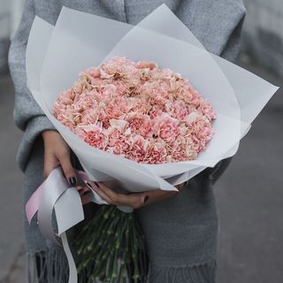 ვარდისფერი მიხაკები