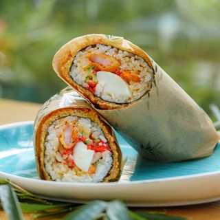 Shrimp boiled egg burrito 350 gr