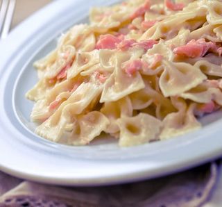 Farfallette al salmone