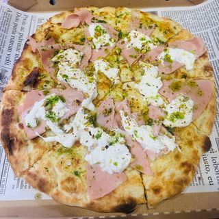 Мортадела и Бурата