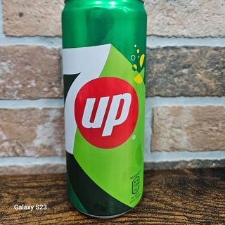 7 up 33 cl 