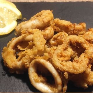 Rabas Caseras De Txipiron Con Alioli Trufado