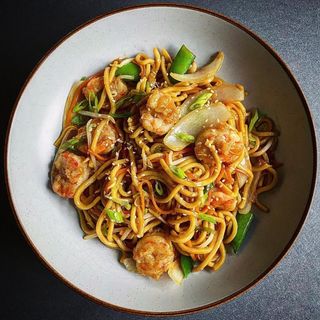 Prawn chowmein