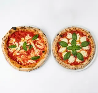 Oferta Especial 2 Pizzas (26 Cm.)
