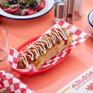 ჰოთ-დოგი