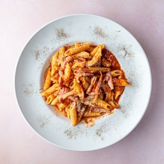 Pasta Amatriciana velika porcija
