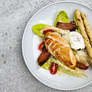 Sałatka z kurczakiem