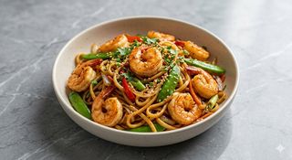 Tallarines Frito Con Gambas