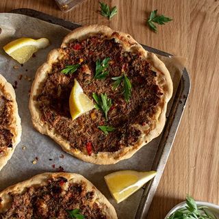Menu Lahmacun Especial( Pizza Turca )