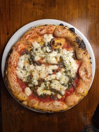 Napoli + Bevanda a scelta