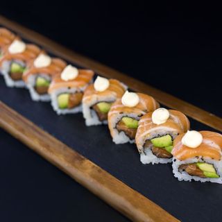 URAMAKI SHAKE /8 UDS