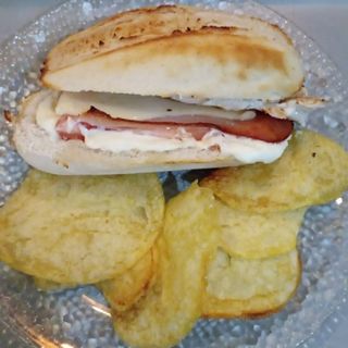 Montadito Piripi Pollo