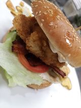 Пилешки бургер (350г)