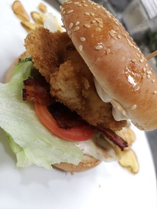 Пилешки бургер (350г)