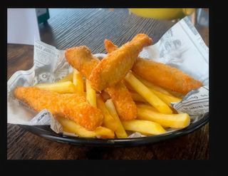 Patatas Fritas Con Tiritas De Pollo