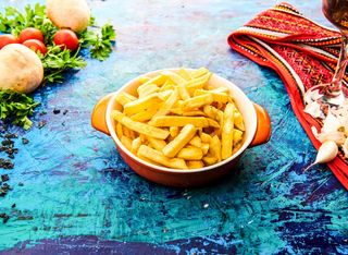 Cartofi prăjiți proaspeti