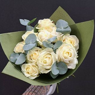 Białe-roże 11 sztuk