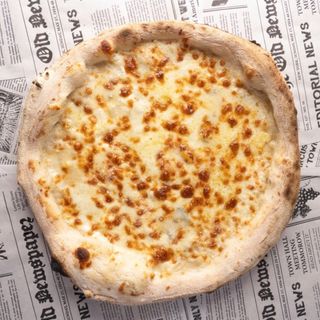 Pizza Quattro Formaggi Ø32cm