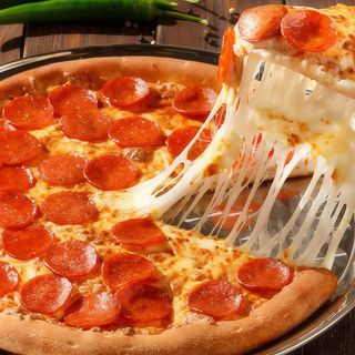 Pizza Jamón y Queso