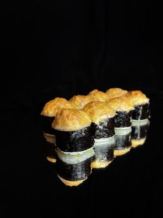 Запечений Рол з смаженим Лососем