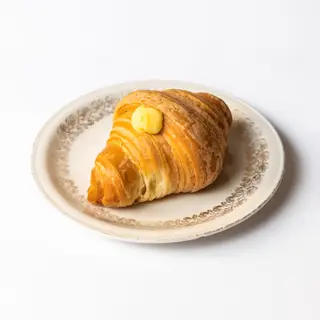 Cornetto con crema gialla