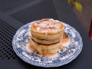 Панкейки з кленовим сиропом