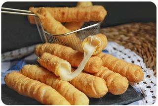 Tequeños de queso (10 uds.)