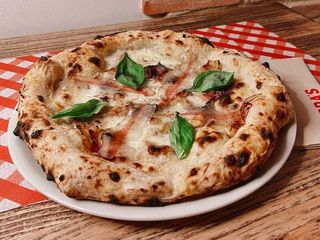 Provola E Guanciale