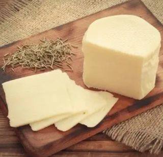 Сир моцарелла