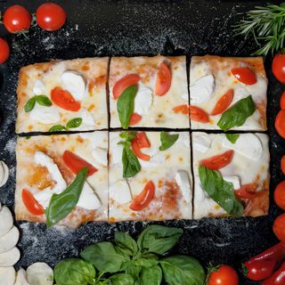 Pizza margherita burrata 30x20cm