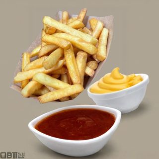 Patate fritte classiche + salsa a scelta