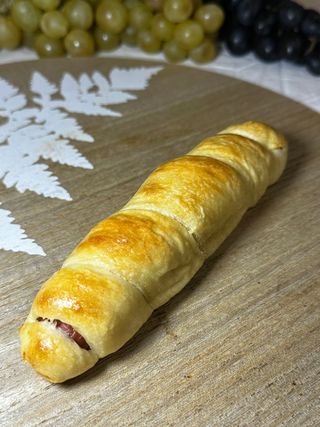 PARÓWKA W CIEŚCIE 160g