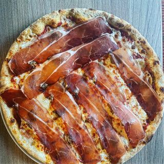 Pizza Montanara
