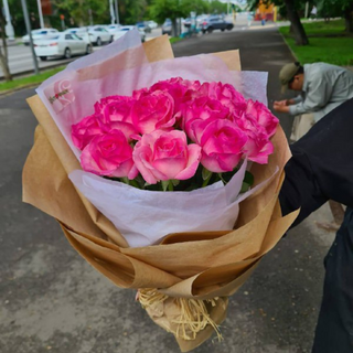 11 роз "Розовый закат"