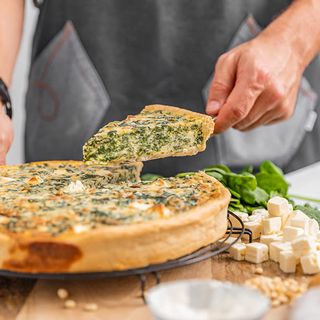 Quiche de espinacas, requesón y queso feta