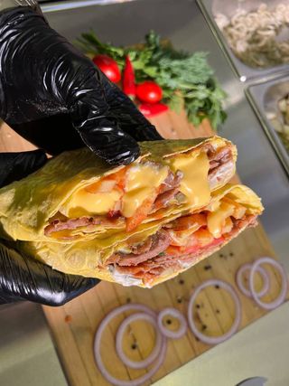 Golden Фирменная шаурма (500г)