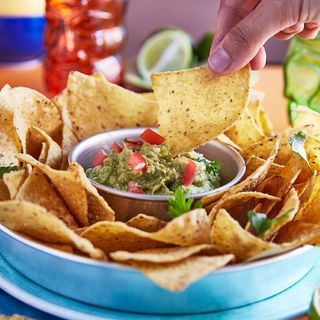 Nachos con guacamole