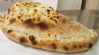 Calzone