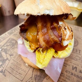 Hamburguesa: Chuleta "Luisito"