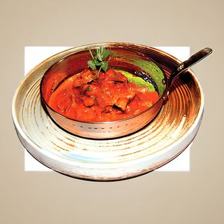 Tigaie de porc picanta cu legume